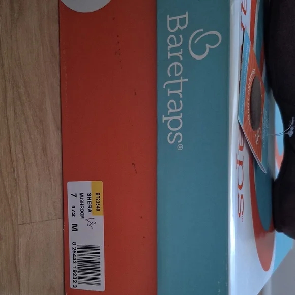 BareTraps Women's Dark Brown Ankle Booties - Picture 2 of 4